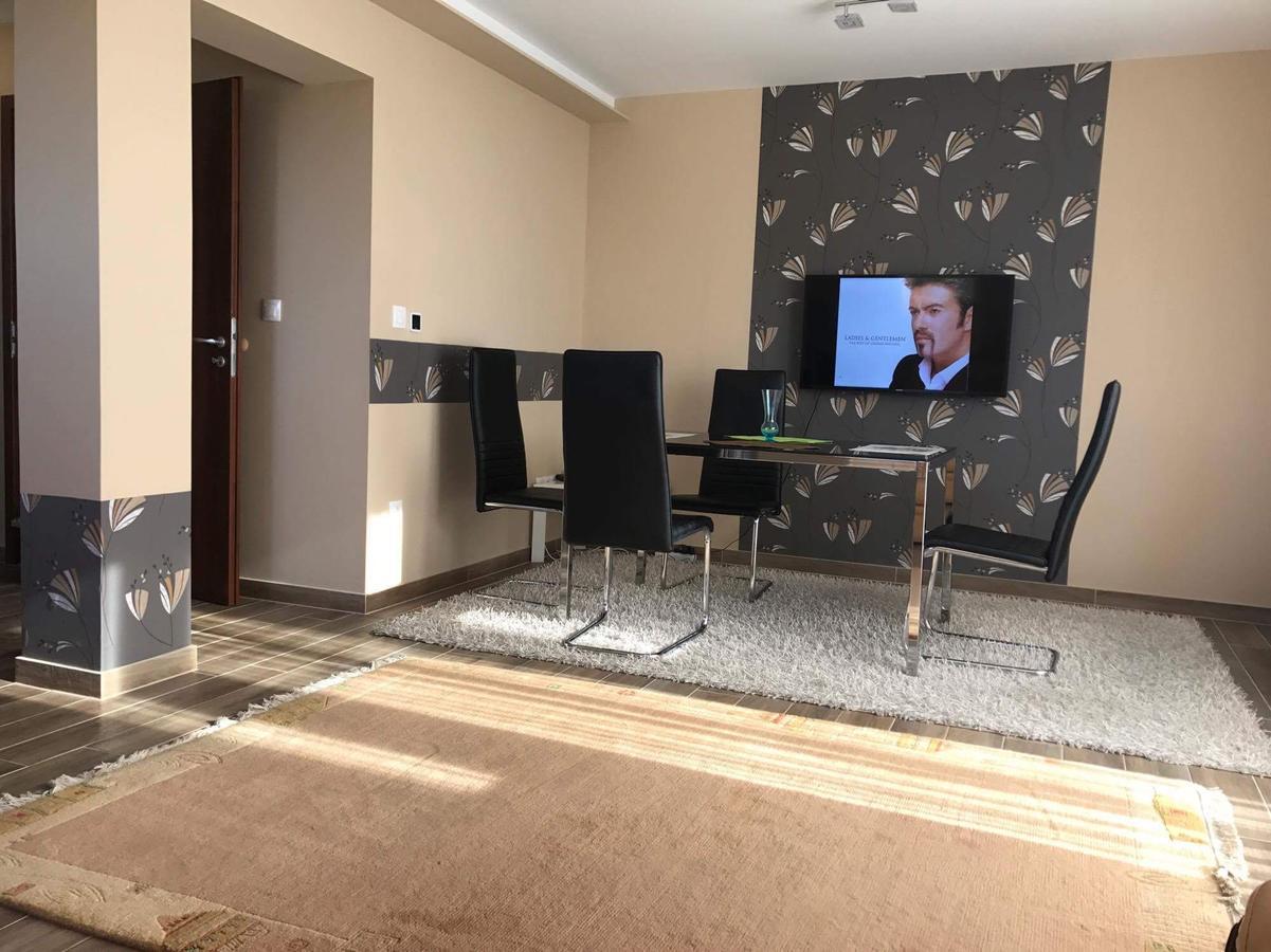 Tommy Apartman 2.0 Гайдусобосло Екстер'єр фото